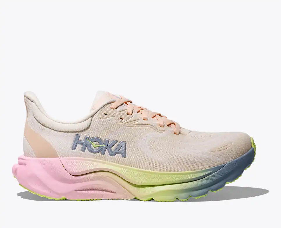 Women's Arahi 8
