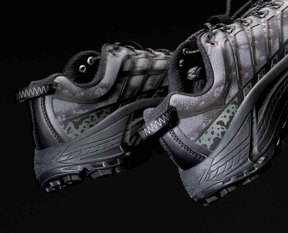 HOKA ONE ONE® Stealth/Tech Mafate Three2 for | HOKA ONE ONE®