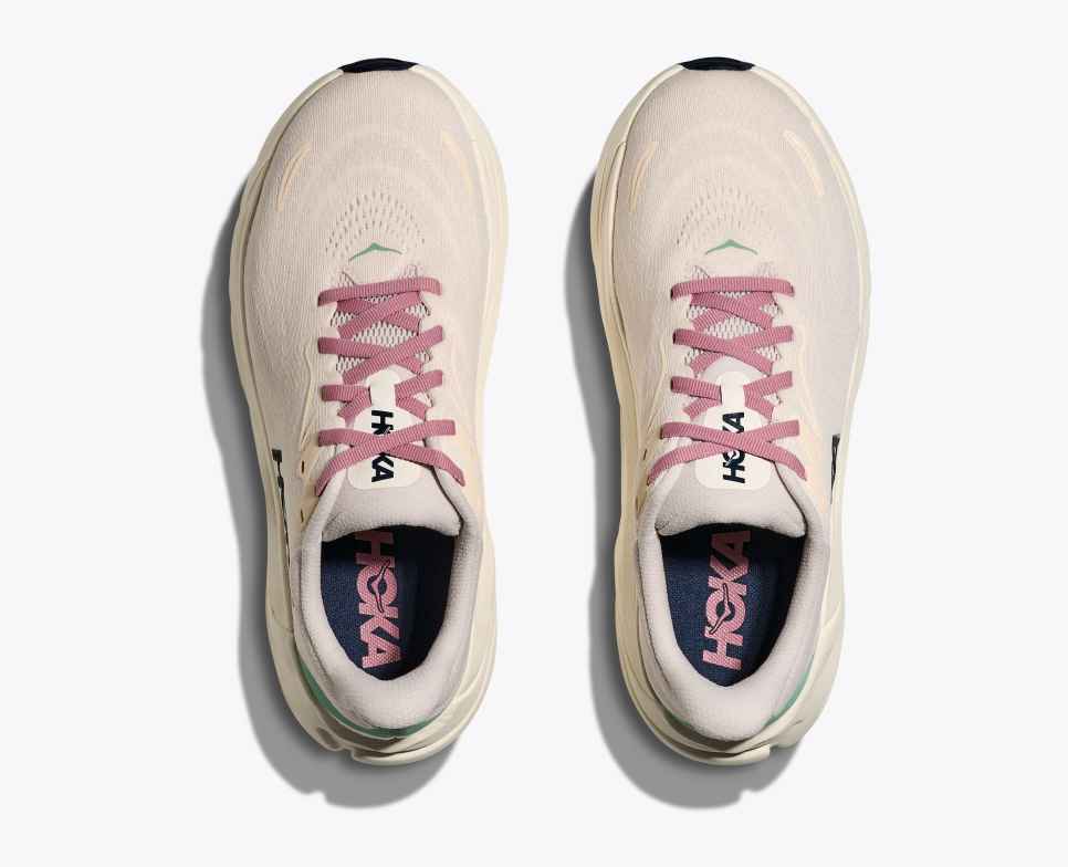 Women's Arahi 8