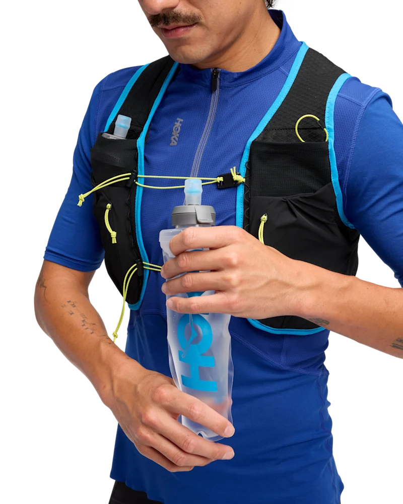 Deux flacons souples HydraPak de 500 ml inclus 