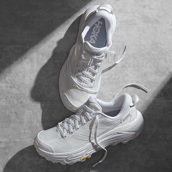 ホワイト（白）シューズ・ウェア 】HOKA® 公式サイト（ホカオネオネ™）