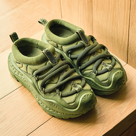 HOKA® 公式サイト【カーキシューズ・スニーカー 】ホカオネオネ™