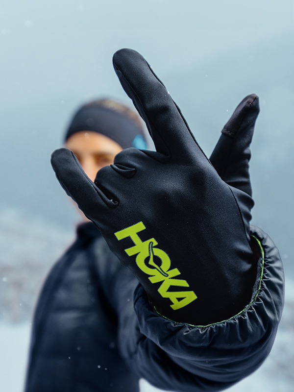 アパレル |パフォーマンスウェア】HOKA® 公式サイト（ホカオネオネ™）