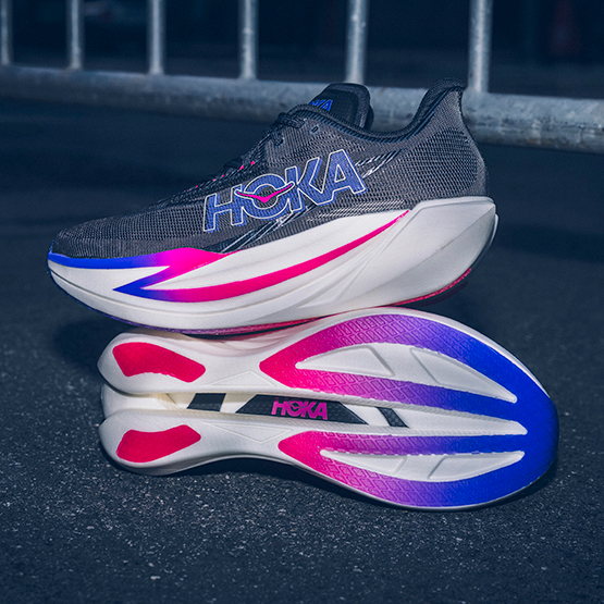 ホワイト（白）シューズ・ウェア 】HOKA® 公式サイト（ホカオネオネ™）