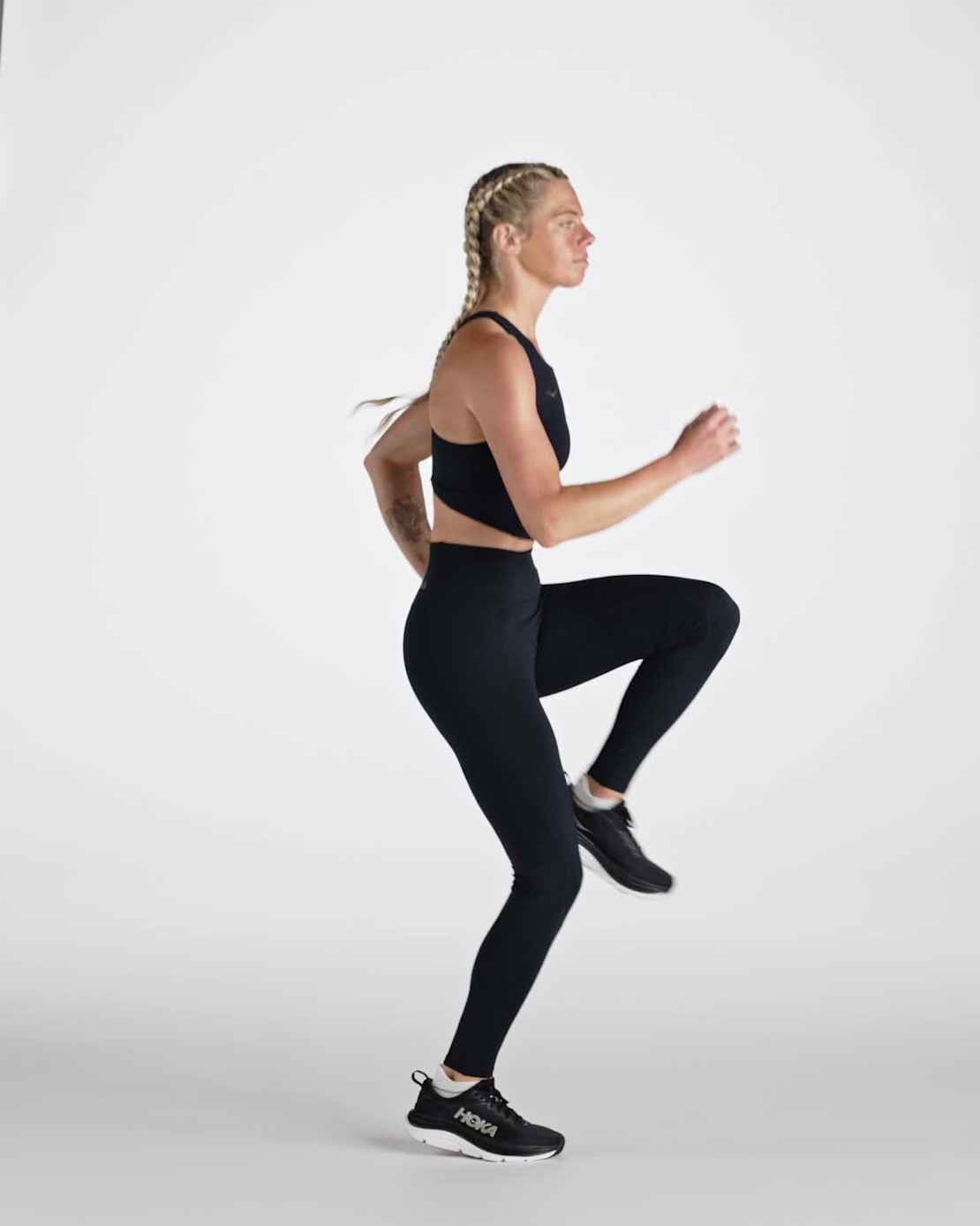 HOKA ONE ONE® Elaro Knit Tight 27
