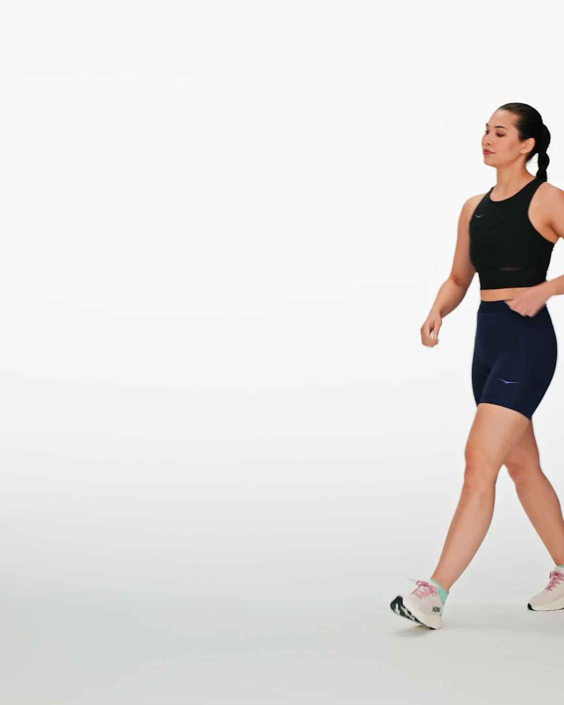 HOKA ONE ONE® Novafly 6'' Knit Short for Women | HOKA ONE ONE®