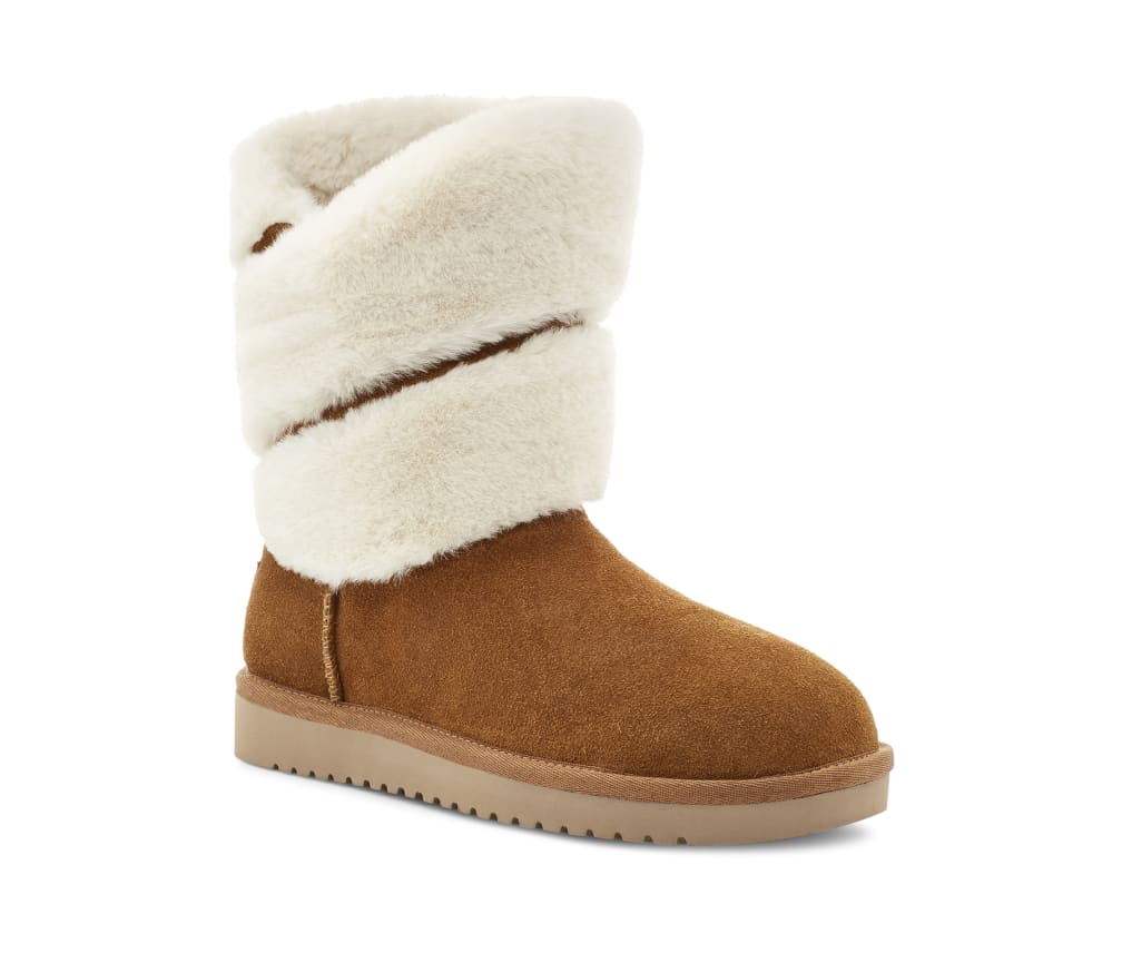 Koolaburra Dezi Short for Women Koolaburra