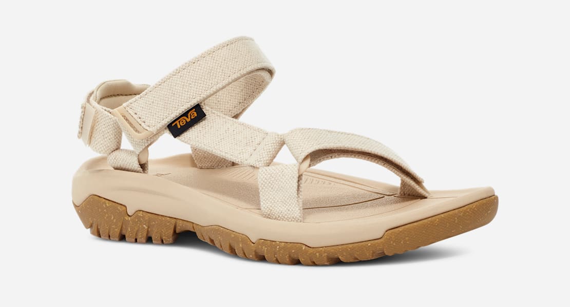 Beige tevas hot sale