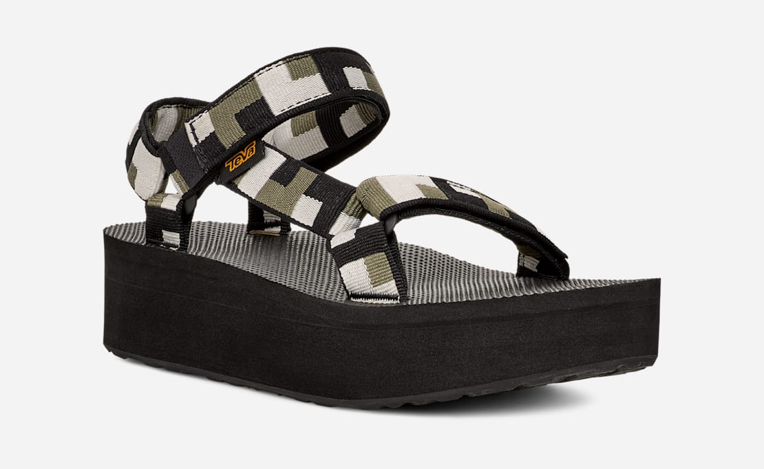 Black platform tevas clearance