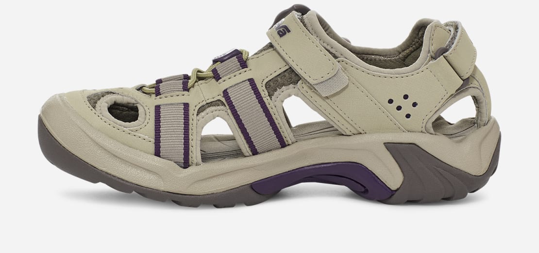 Teva women's omnium deals sandal