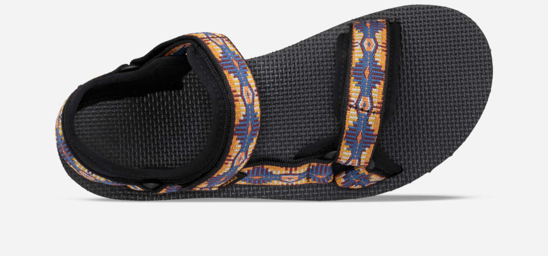 teva universal trail