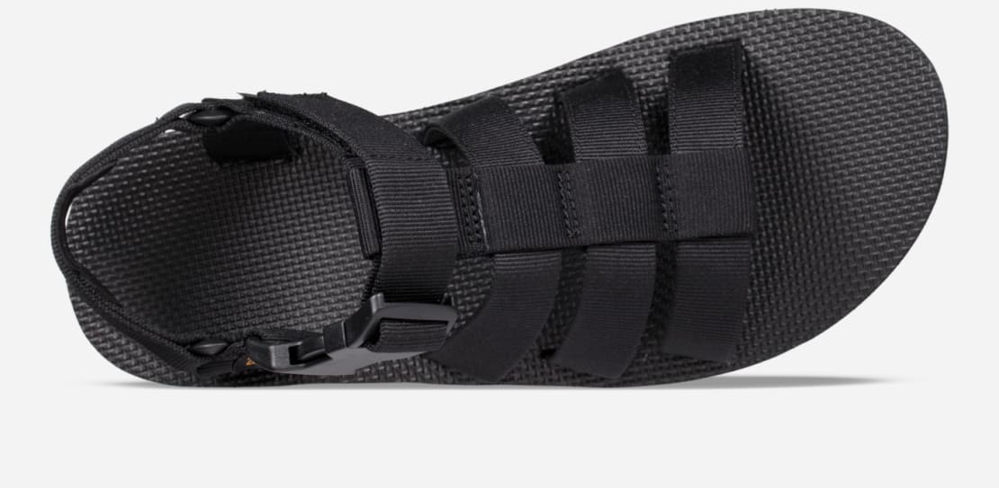 teva original dorado