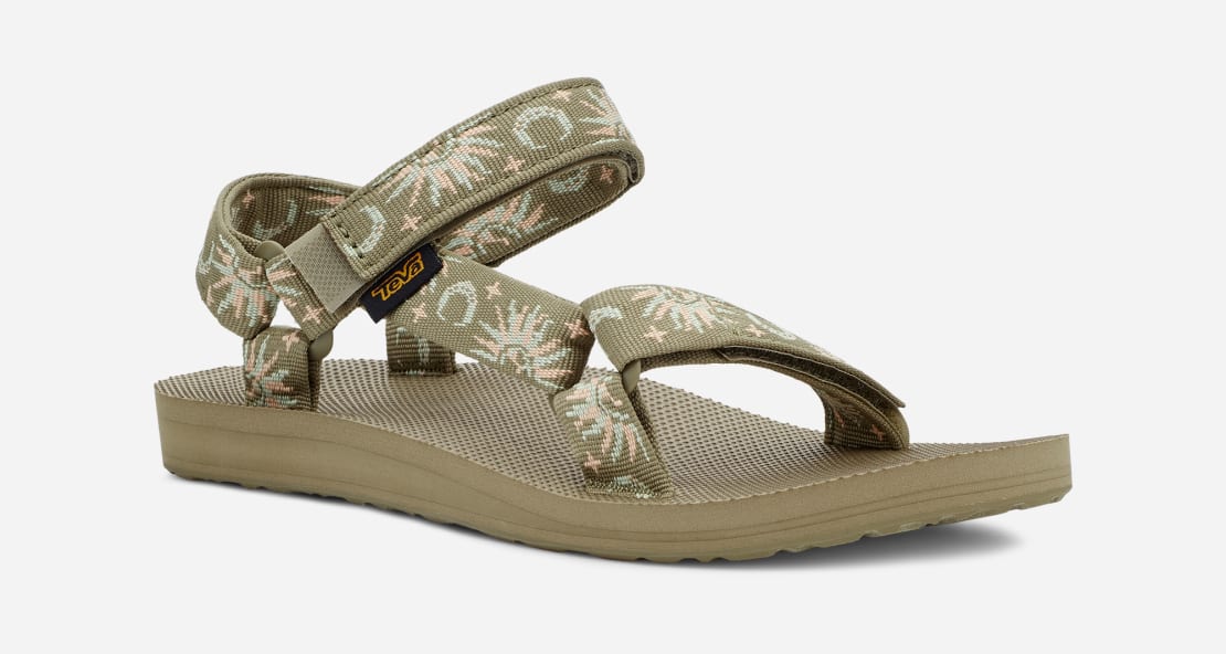 Moon tevas store