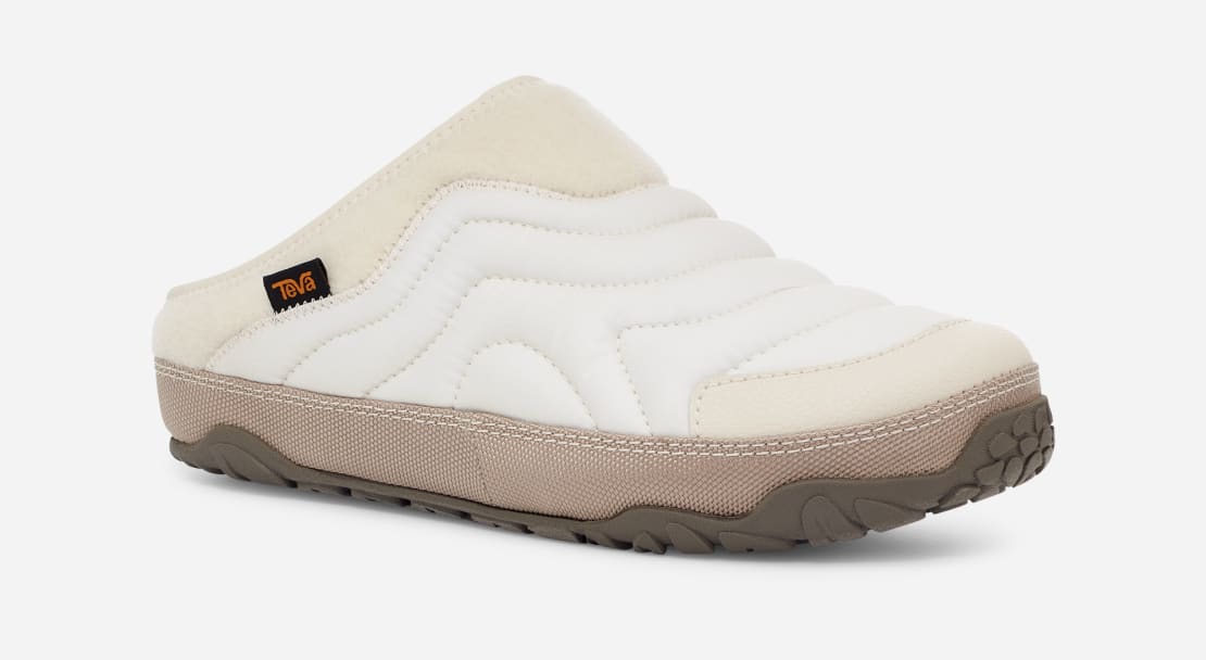 19 Most Comfy Flat Shoes 2024 Cute and Comfortable Flats