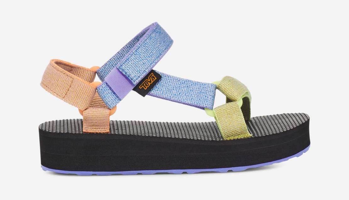 Metallic tevas 2025