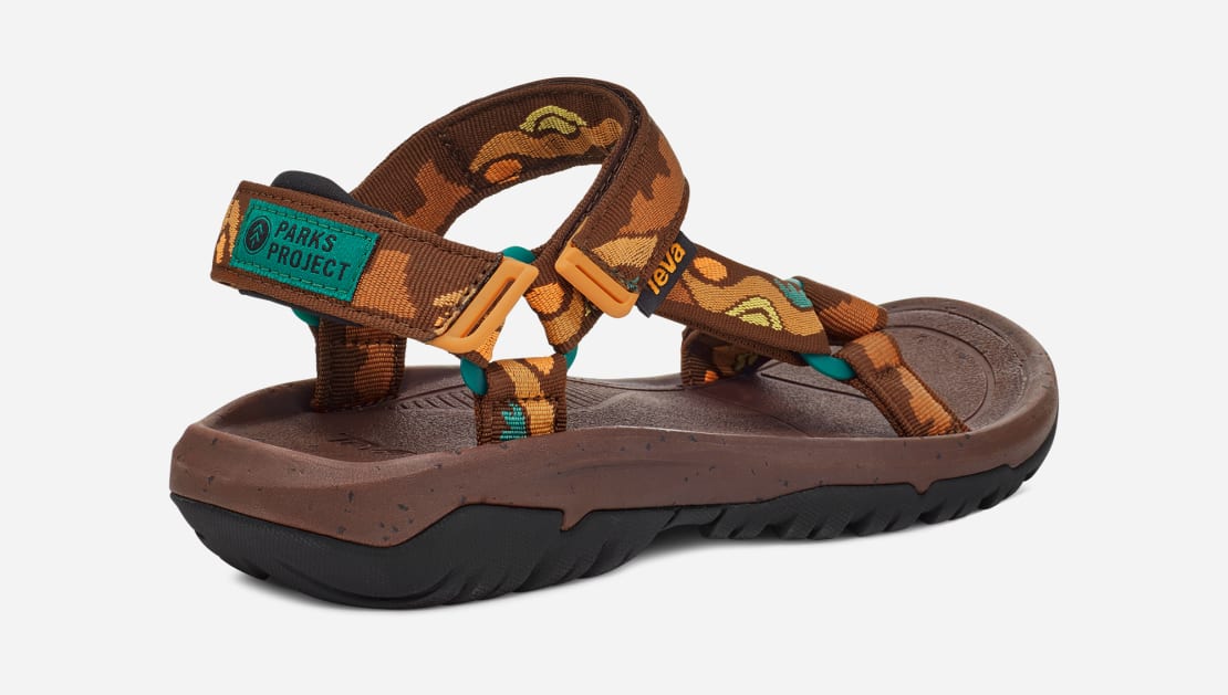 TEVA “HURRICANE XLT 2” URBAN RESEARCH DOORS Exclusive Model