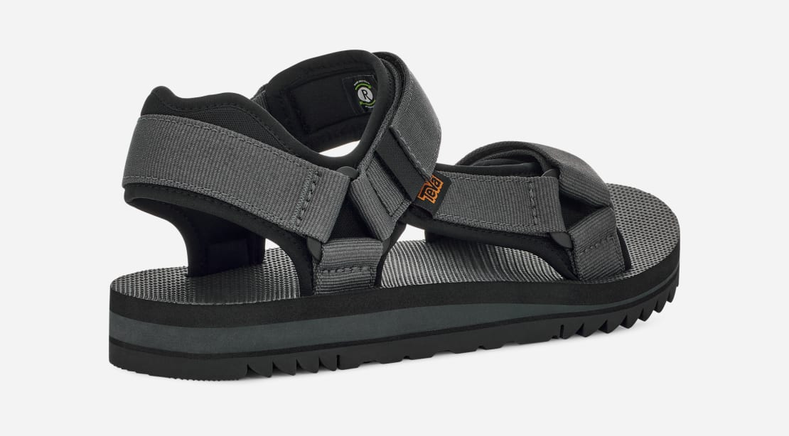 teva men's universal trail