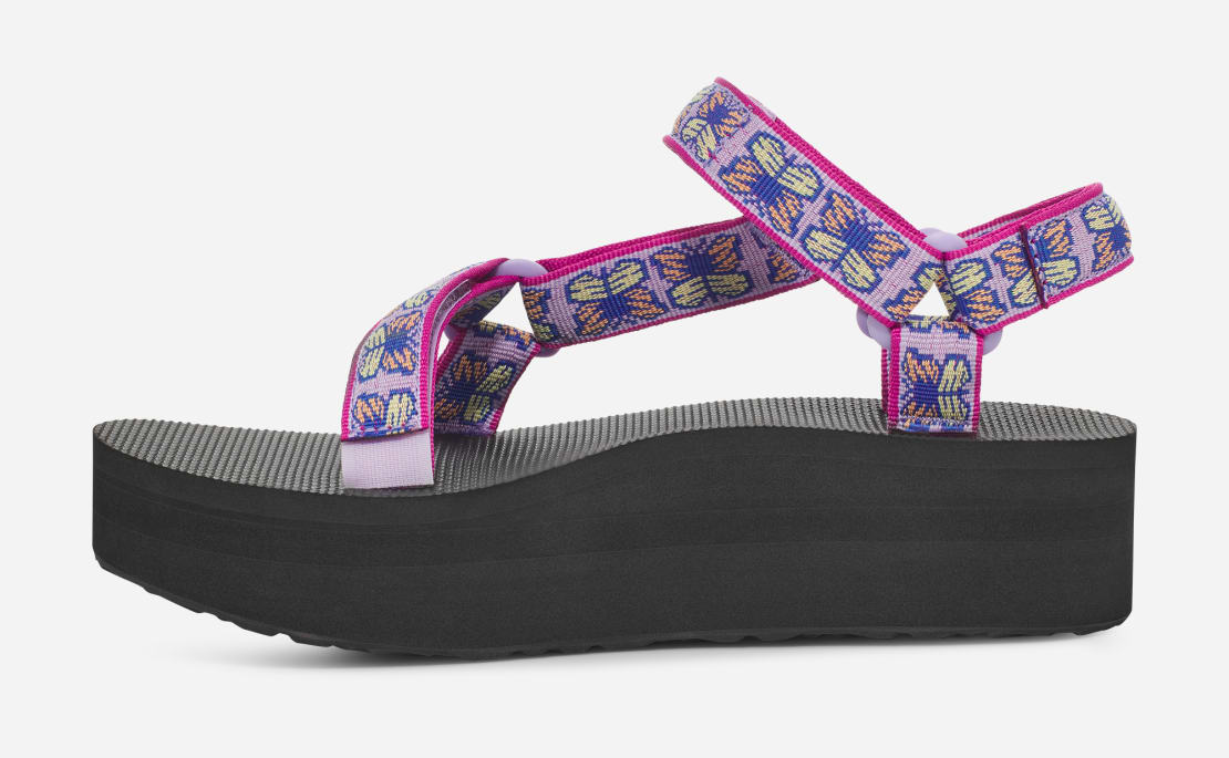 teva women's flatform universal