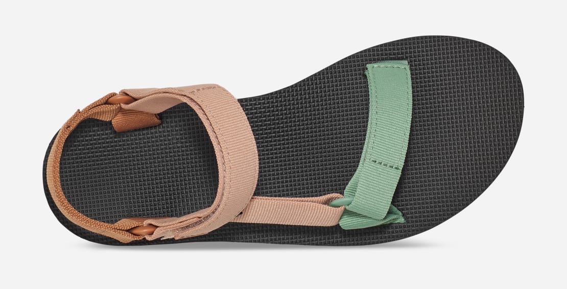 midform universal leather teva