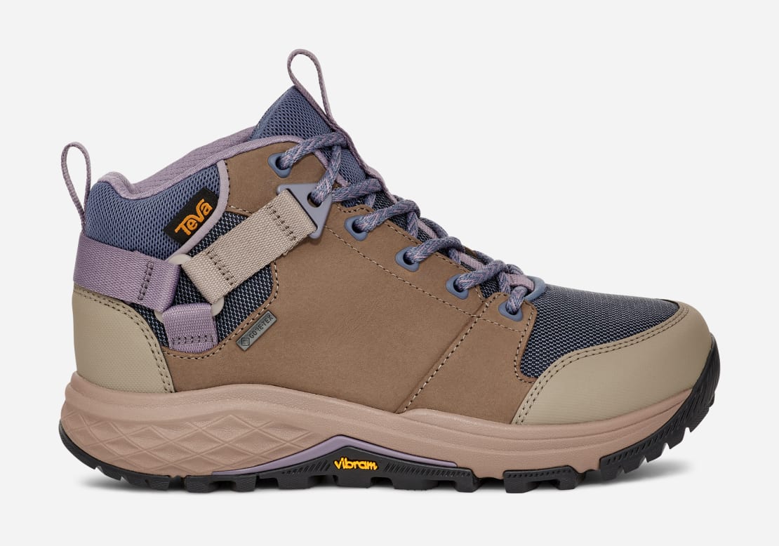 Teva hiking discount shoes womens