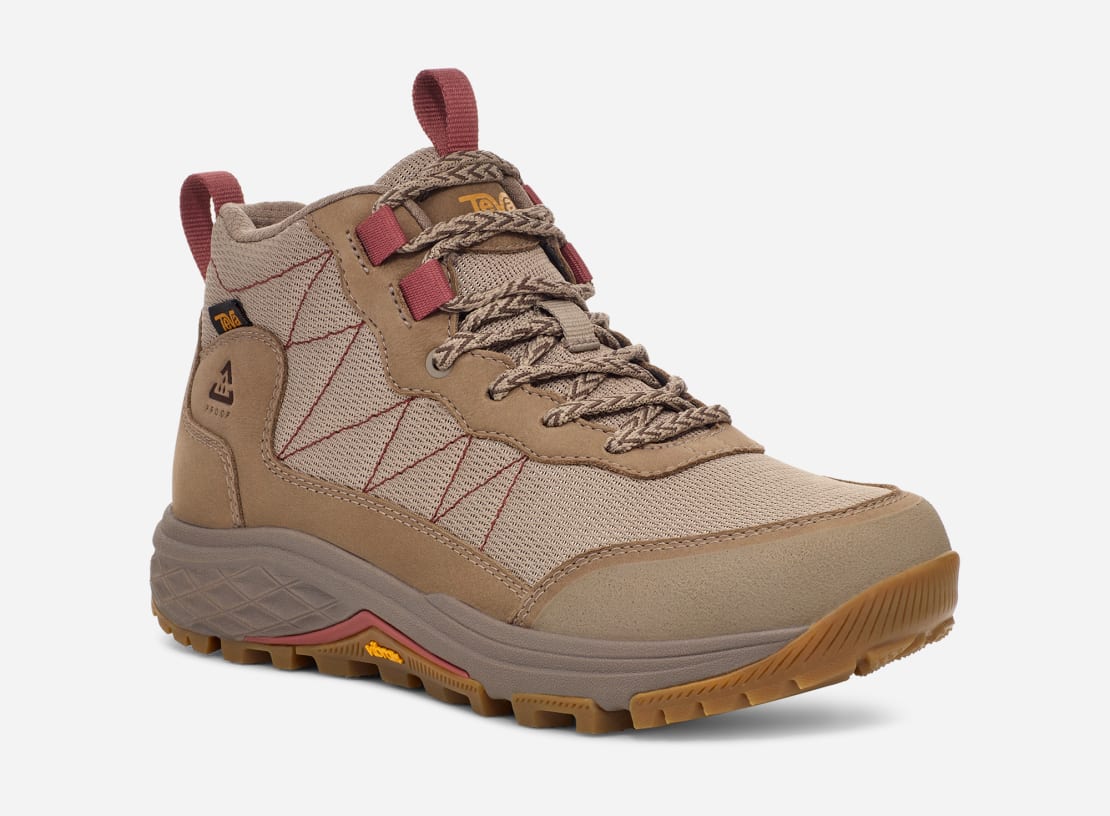 Square toe hiking boots best sale