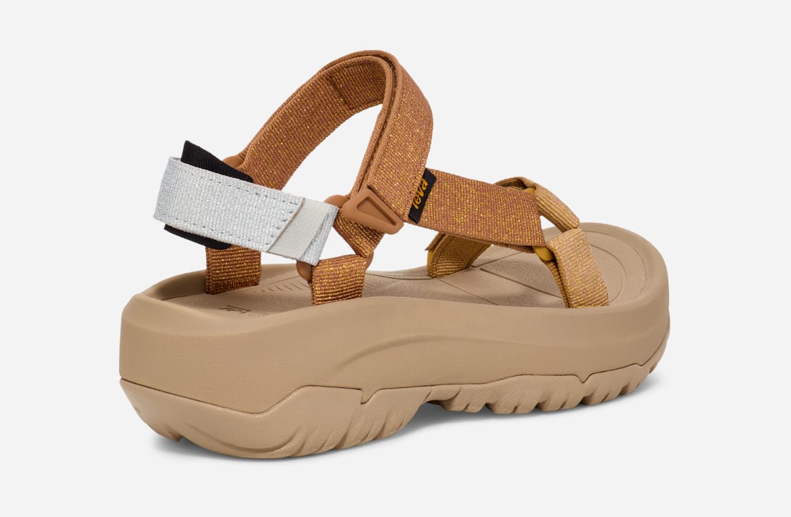 最安 Hurricane Ampsole Metallic Sandal 靴