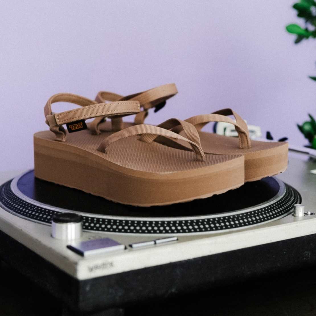テバ公式【 フラットフォーム サンダル スリム|FLATFORM SANDAL SLIM