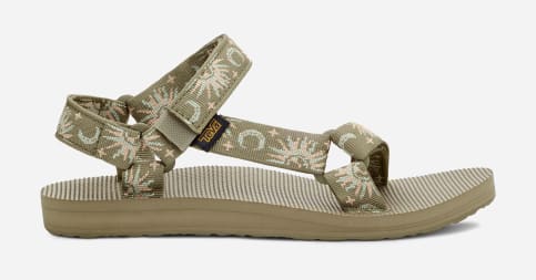Sun and moon teva sandals top