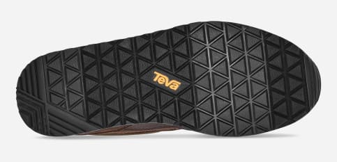 Teva“あったか快適”リエンバーシリーズからニュアンスカラー&2WAY仕様のスリッポンや新シューズ - ファッションプレス