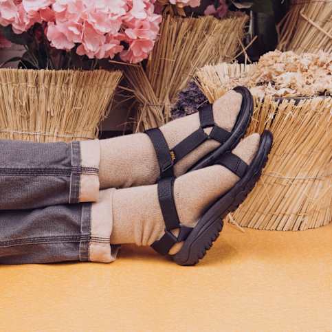 TEVA Hurricane XLT2 2025年春夏モデル