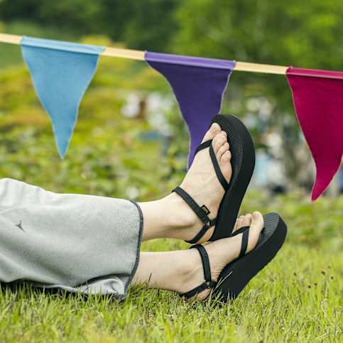 Teva★FLATFORM SANDAL SLIM フラットフォーム サンダル スリム テバ公式【 フラットフォーム サンダル スリム|FLATFORM SANDAL