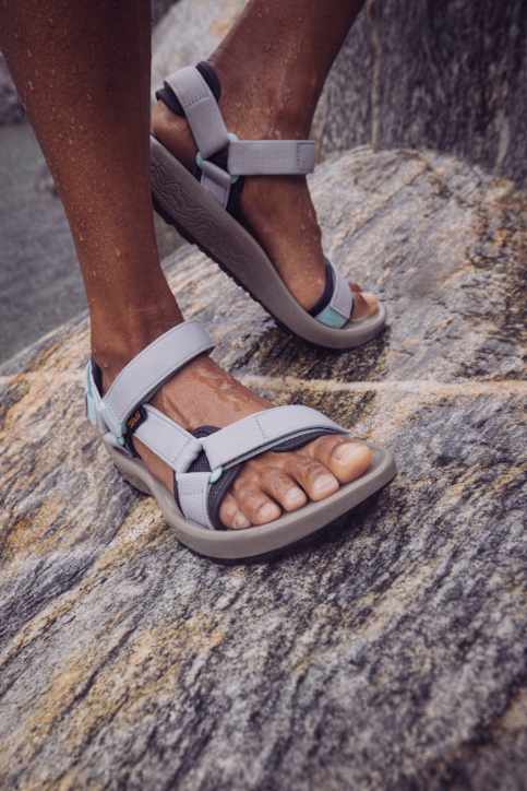 テバ公式【 ハイドラトレック サンダル|HYDRATREK SANDAL