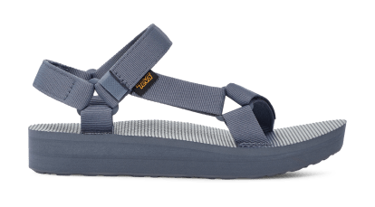 Stores that best sale carry tevas