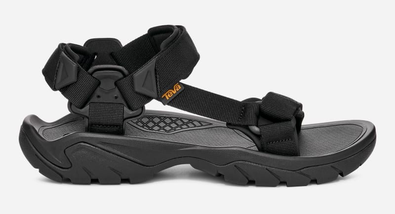 TEVA Men's Terra Fi 5 Universal Hiking Sandal in Brown, Size 8