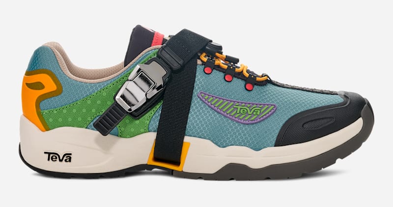 Teva X Sean Wotherspoon Wraptor Shoe in Smoke Blue, Size M 14/W 15.5