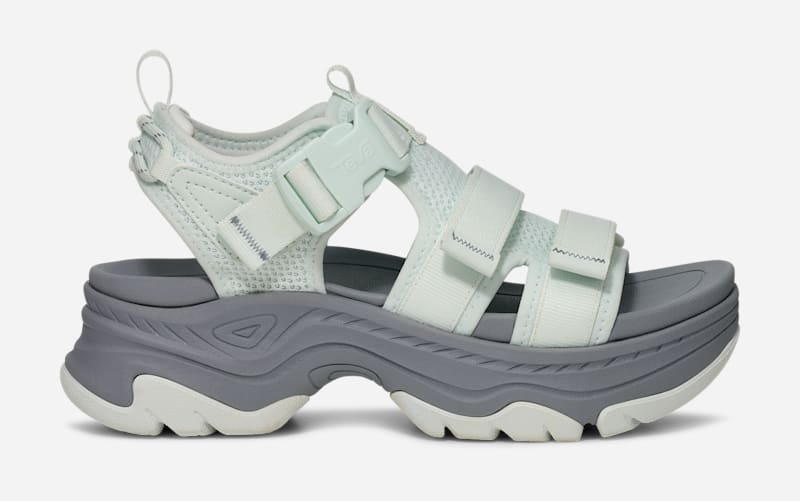 TEVA Women's Hurricane Ampsole Gaila Sandal in Billowing Sail/Tradewinds, Size 10