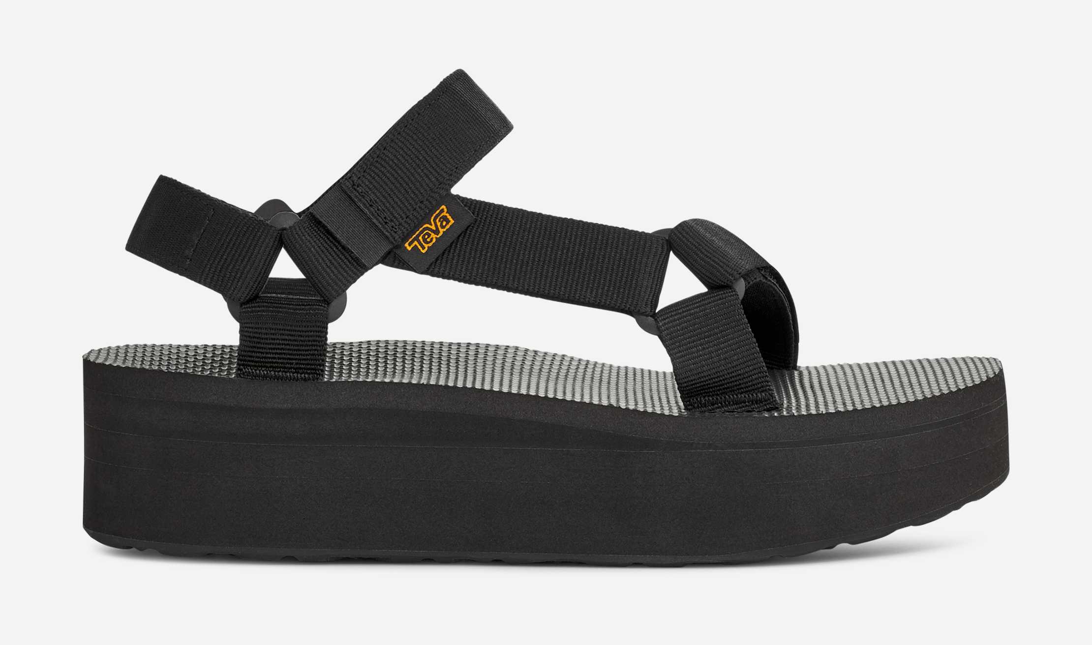 【国産】 Women's Flatform Universal Sandal | Teva® 靴