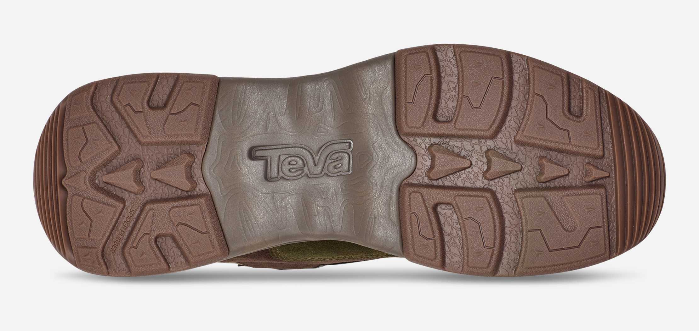 Tevaからモダンなデザインの全天候型ハイキングシューズ