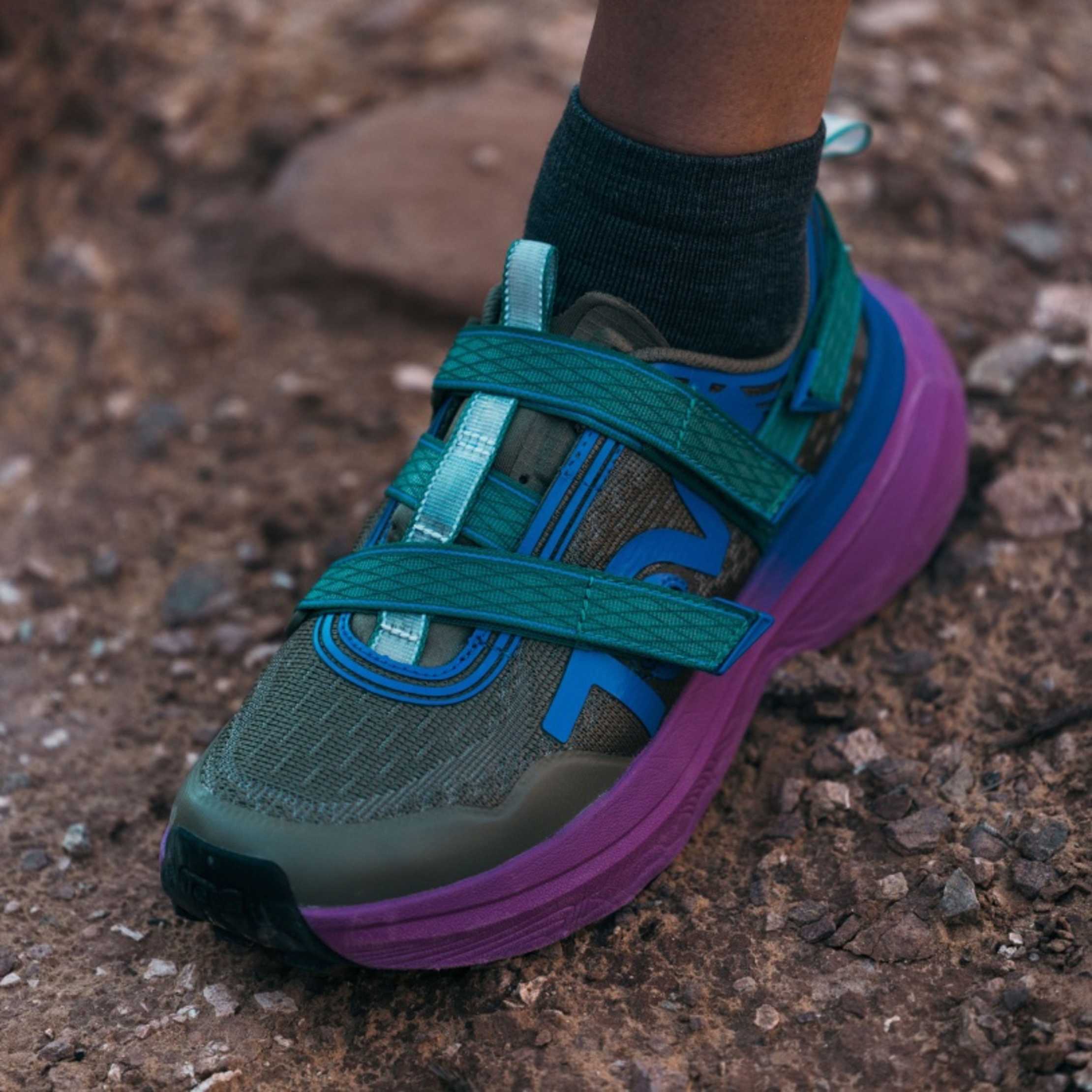 取寄) テバ レディース シューズ Teva women Aventrail Shoe Burnt