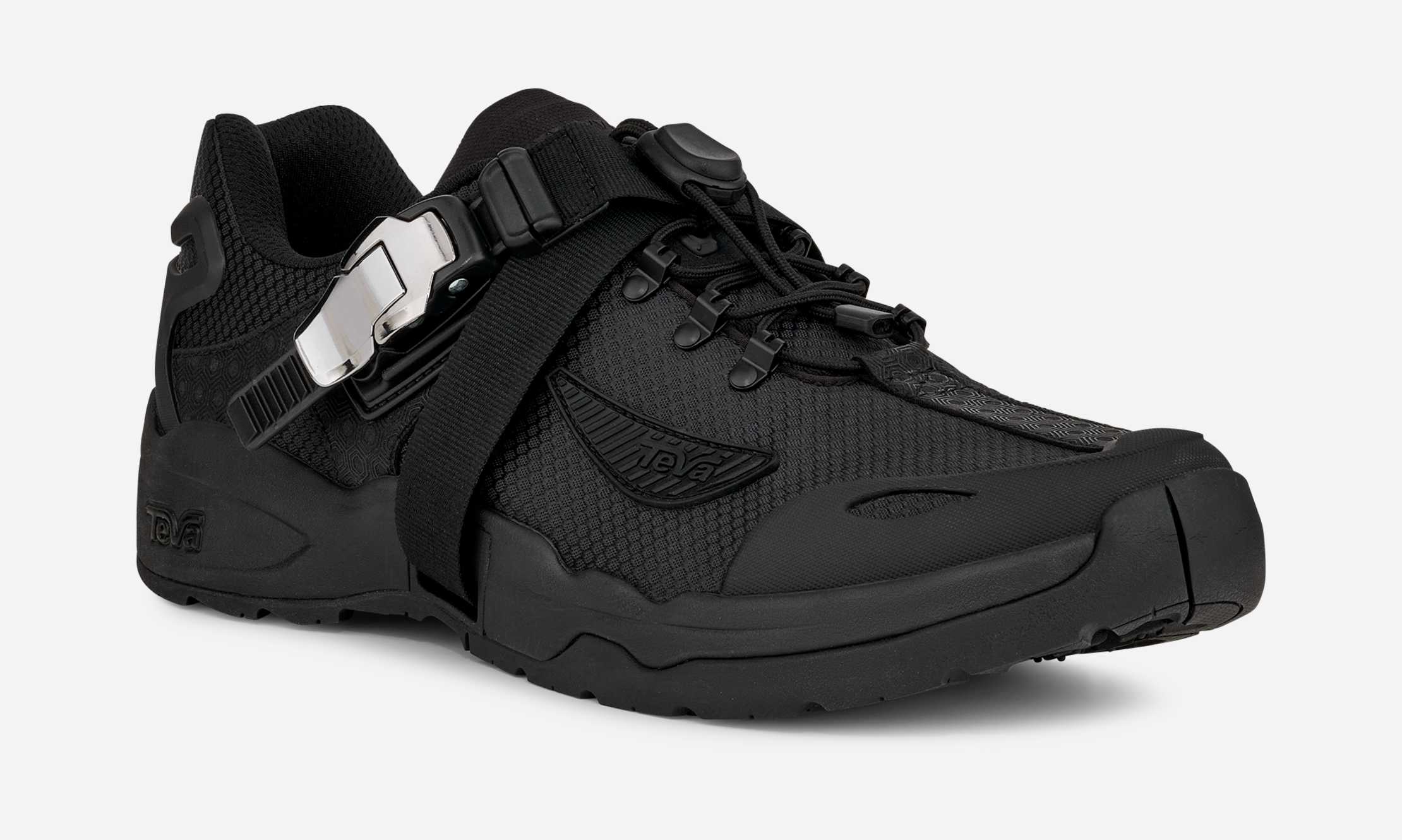 Wraptor Shoe