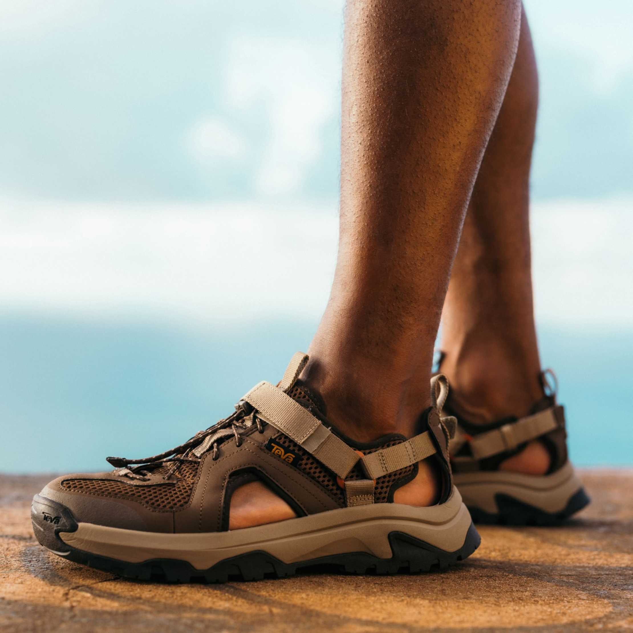 DESCENDANT HURRICANE XLT3 × DCDT Teva Hurricane XLT3 Closed-Toe Sandal