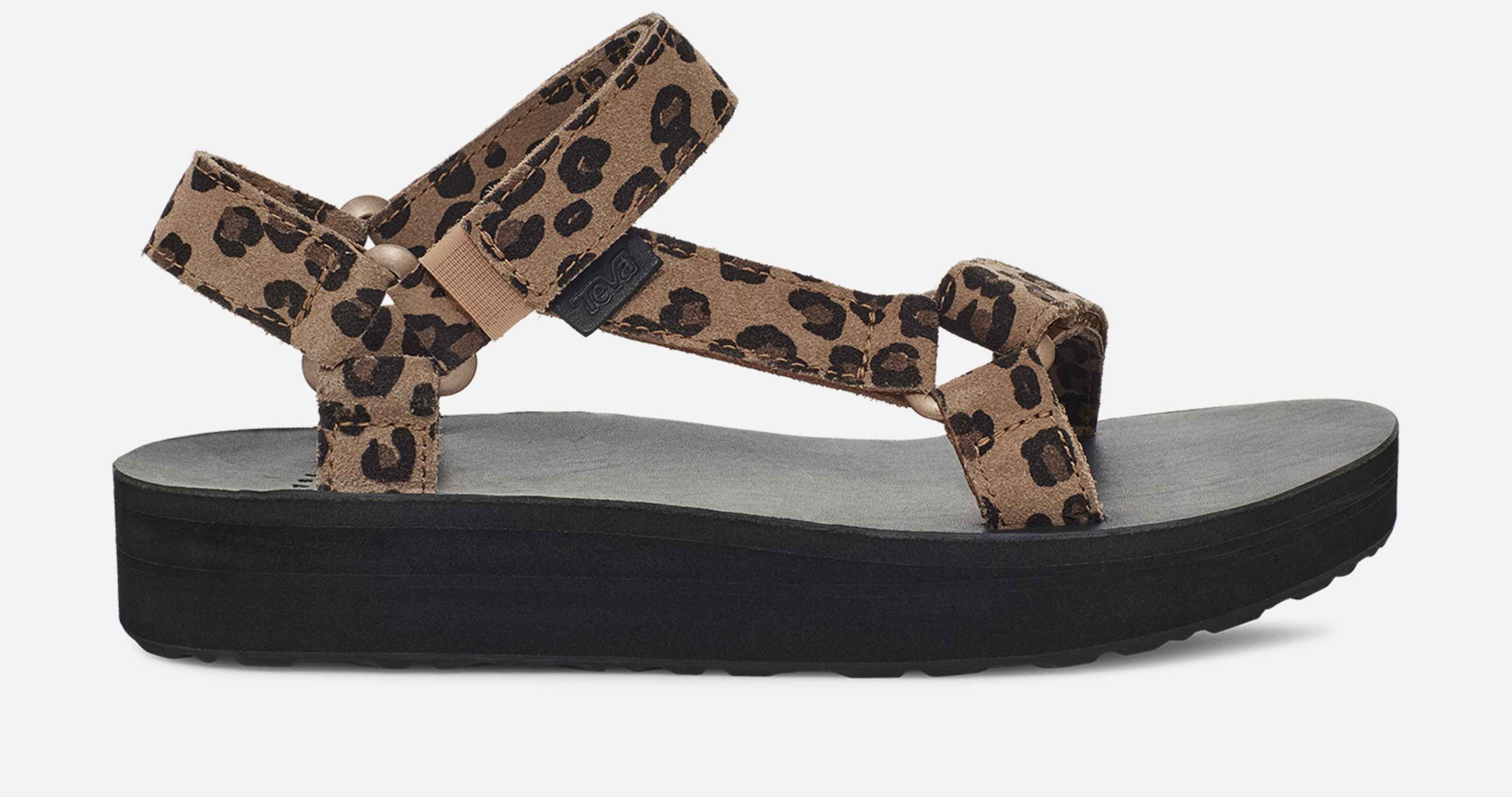 【新品】Teva W Universal Leopard サンダル 7 Midform Universal Leopard Sandal | Teva®