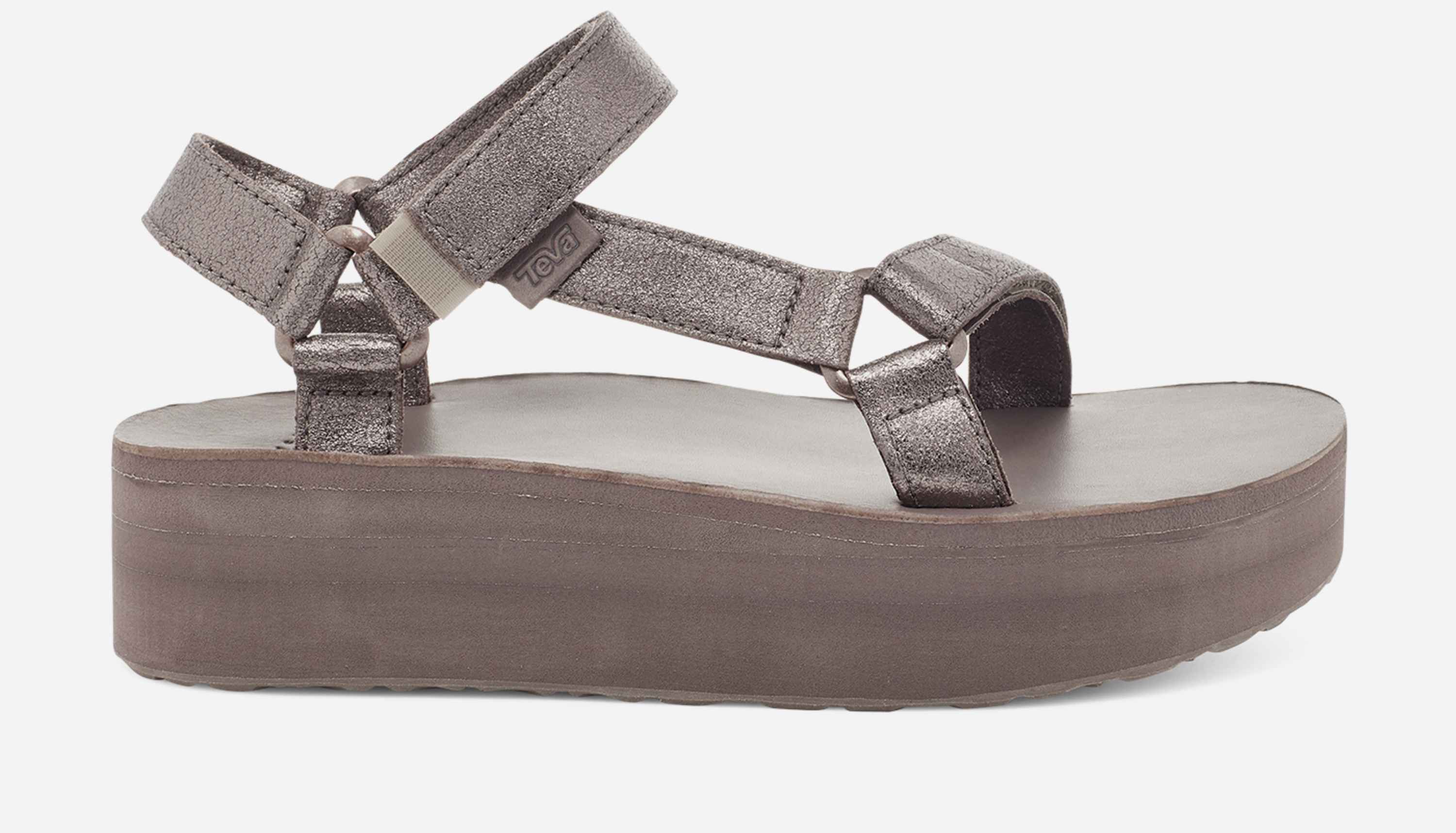 teva flatform universal leather