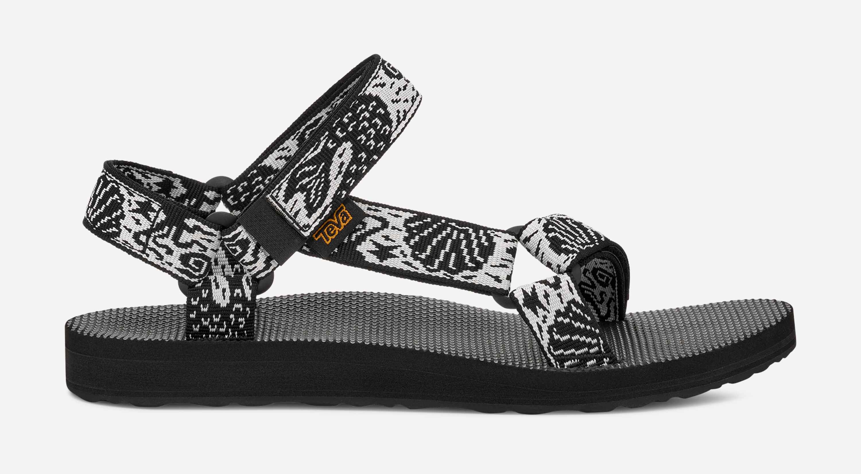 TEVA テバ W ORIGINAL UNIVERSAL ブラック Amazon.com | Teva Men's Original Universal Urban Sandal