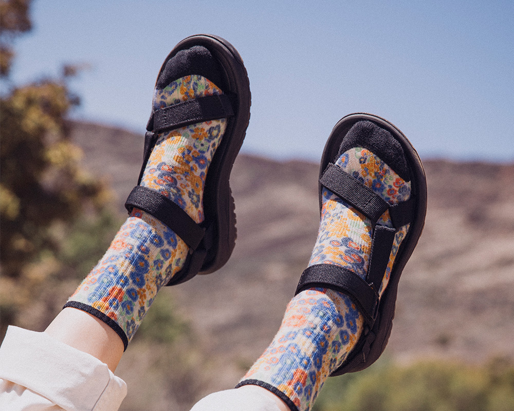★送料無料★テバ TIRRATRAVELER FILP STVF2519490-WPP New TEVA Womens TIRRATRAVELER FLIP STVF2519490-WPP WHITE