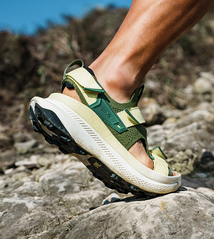 テバ(TEVA) ストラップサンダル ユニバーサルトレイル 1106786