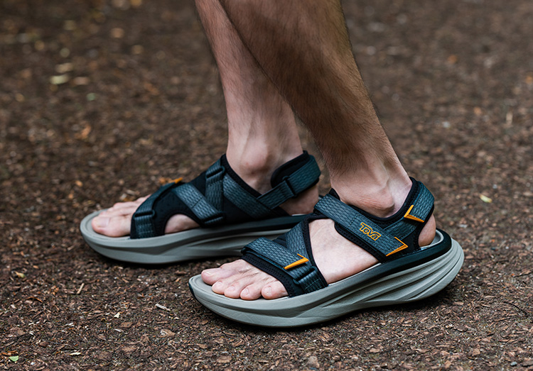 テバ公式【 アベントレイル アールツーティー|AVENTRAIL R2T| 1172830 | メンズ】Teva® 公式サイト