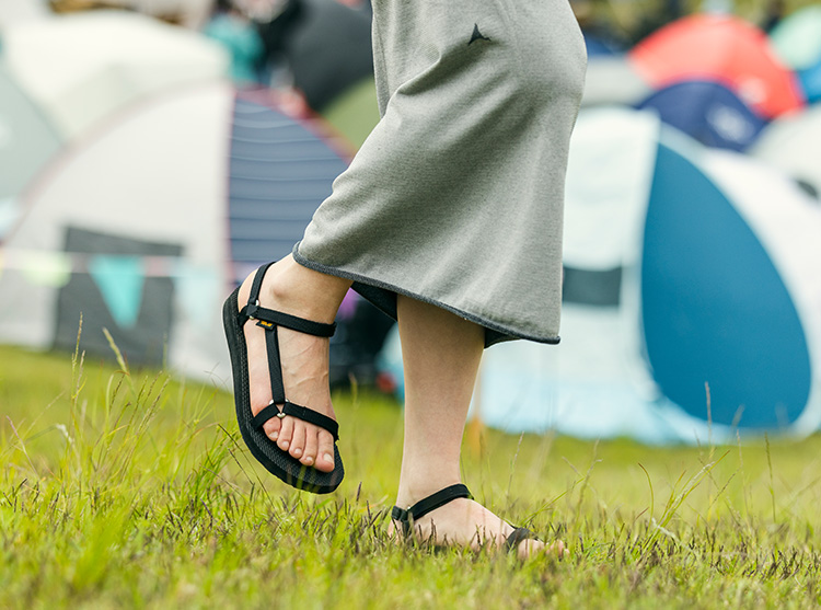 楽天市場】テバ teva サンダル フリントウッド メンズ スポーツ