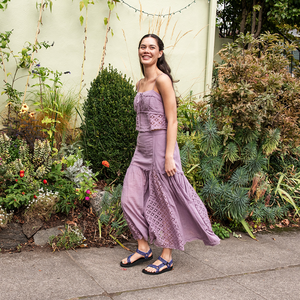 検索欄用のレディースバナー