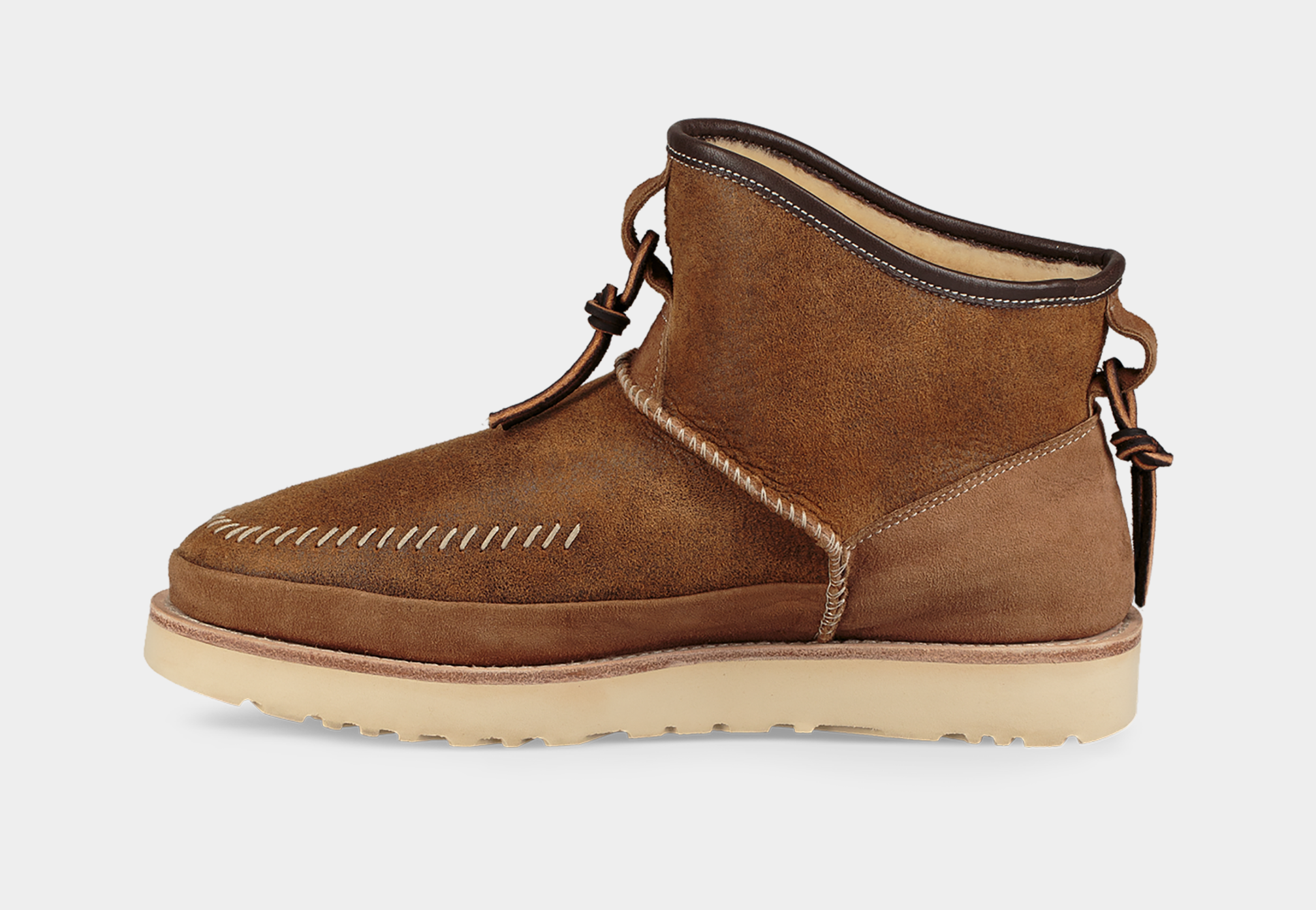 Ugg campfire pull hot sale on boot